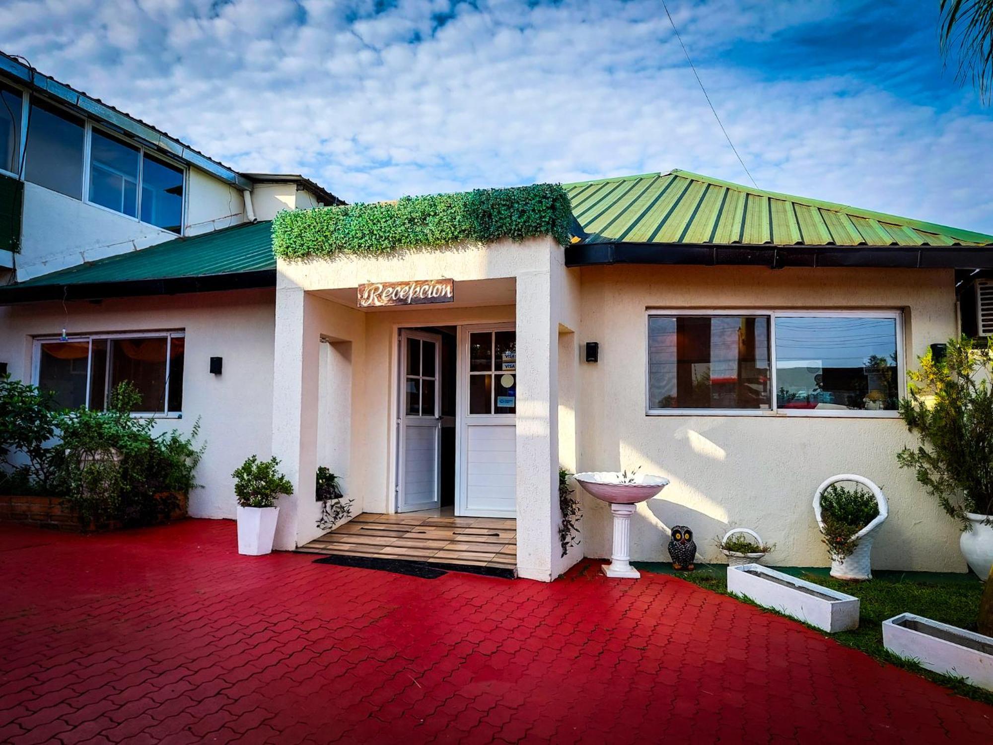 Altos Del Iguazu Hotel Puerto Iguazu Exterior photo